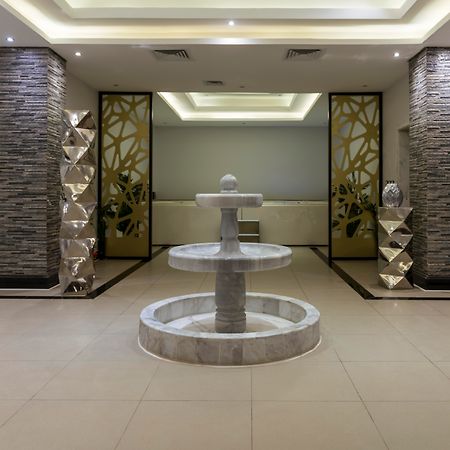 Sunrise Diamond Beach Resort -Grand Select Sharm el-Sheikh Exterior photo The lobby of the hotel