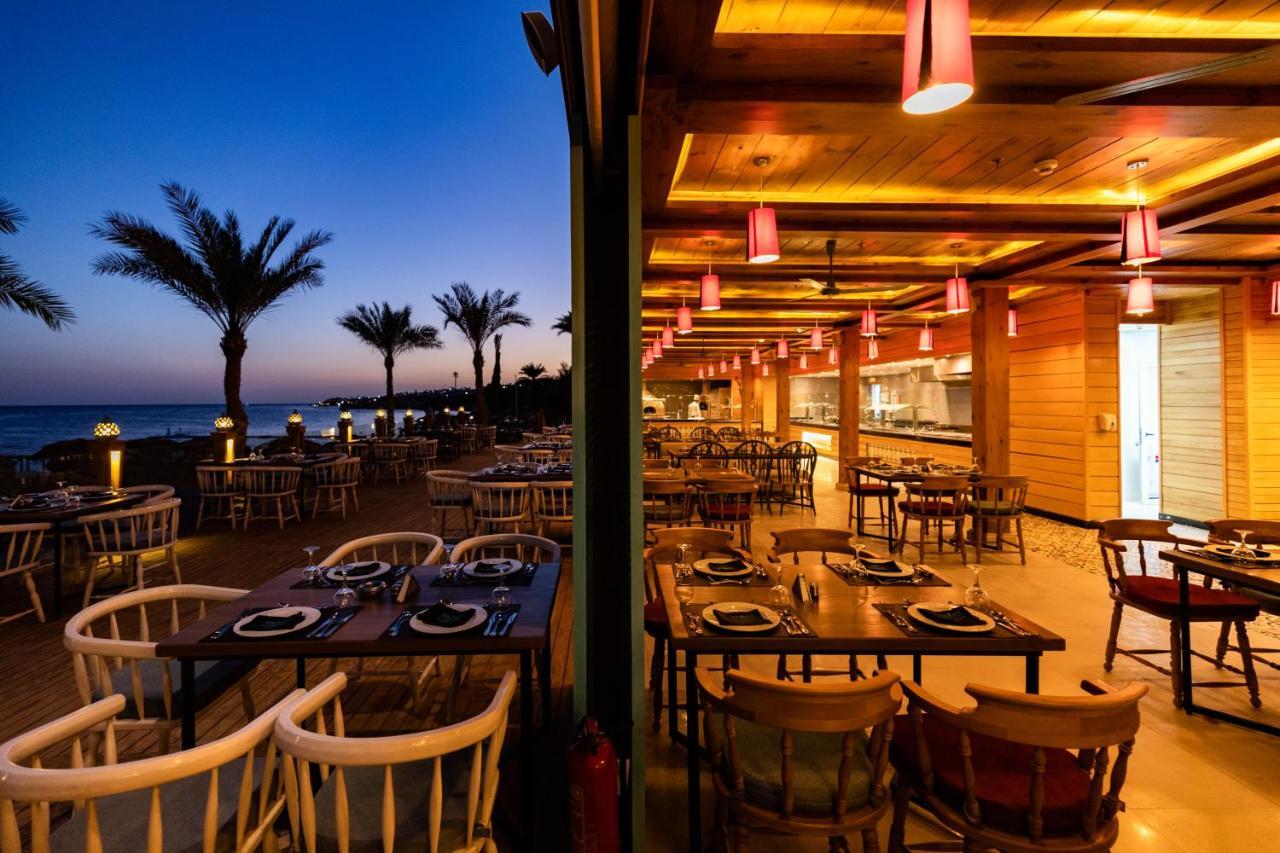 Sunrise Diamond Beach Resort -Grand Select Sharm el-Sheikh Exterior photo The Deck