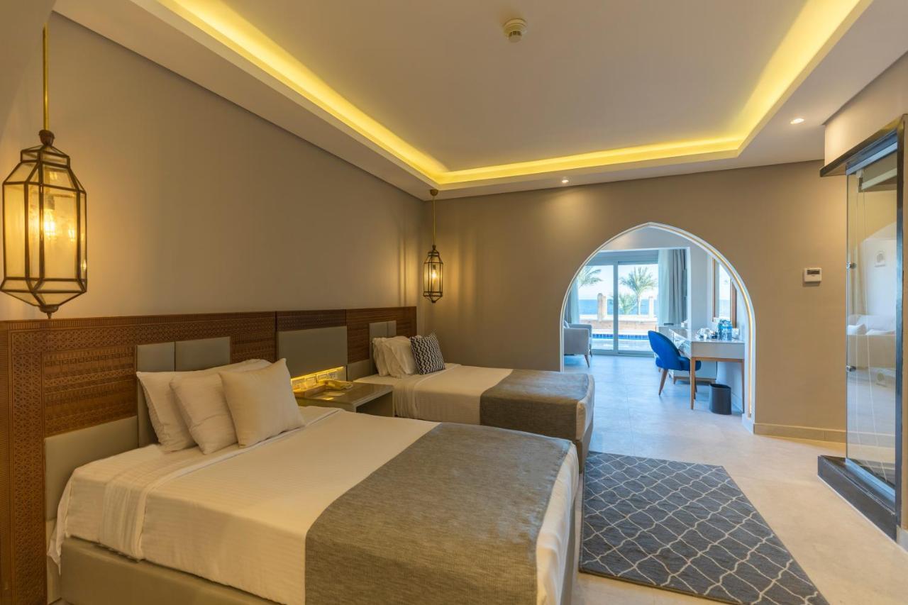 Sunrise Diamond Beach Resort -Grand Select Sharm el-Sheikh Exterior photo A room at the hotel