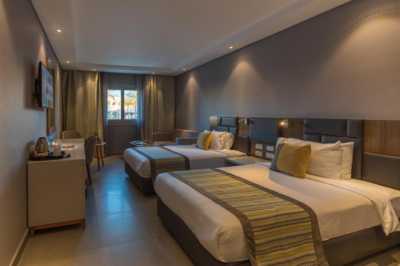 Sunrise Diamond Beach Resort -Grand Select Sharm el-Sheikh Exterior photo A room at the hotel