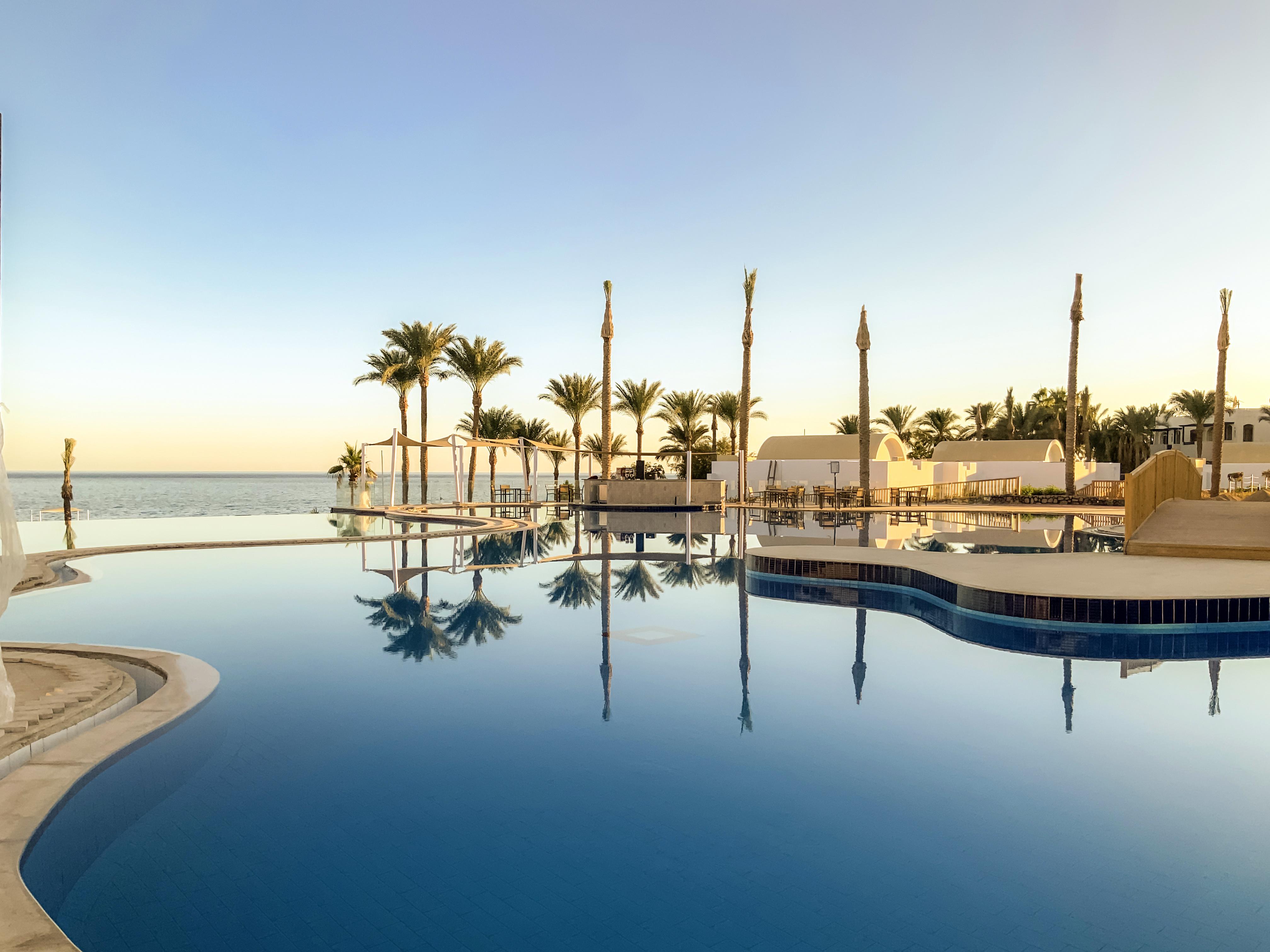 Sunrise Diamond Beach Resort -Grand Select Sharm el-Sheikh Exterior photo The pool at the Kempinski Hotel Soma Bay